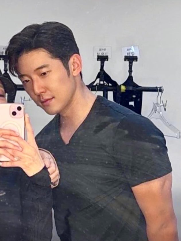 📓⁰⁵¹⁰→에뽀이?싸라이!🐥🪵 tweet media