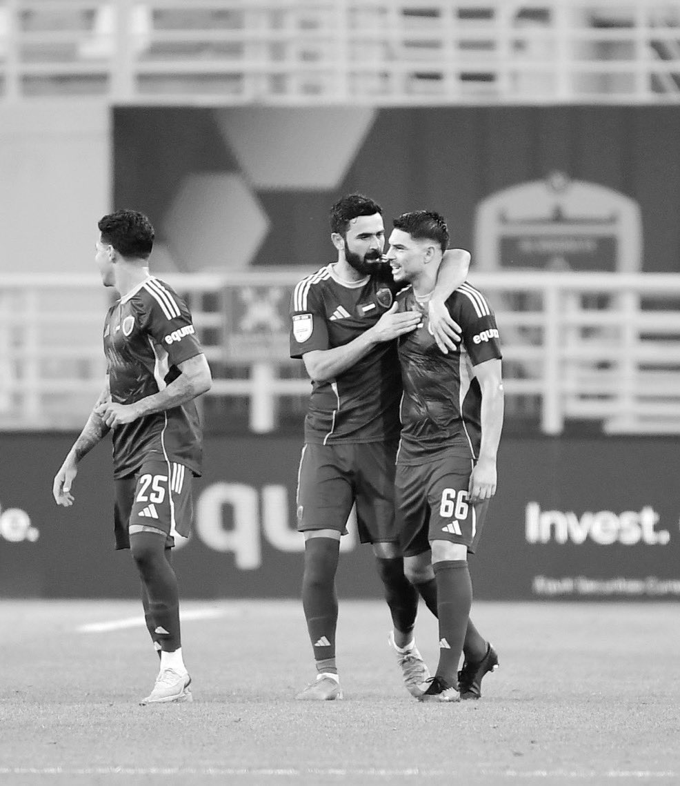 ITTI MANIA - اتي مانيا tweet media