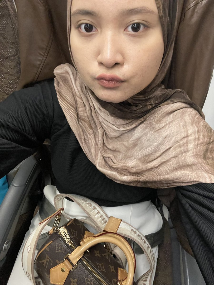 ansii 🐚🪷🌸 tweet media