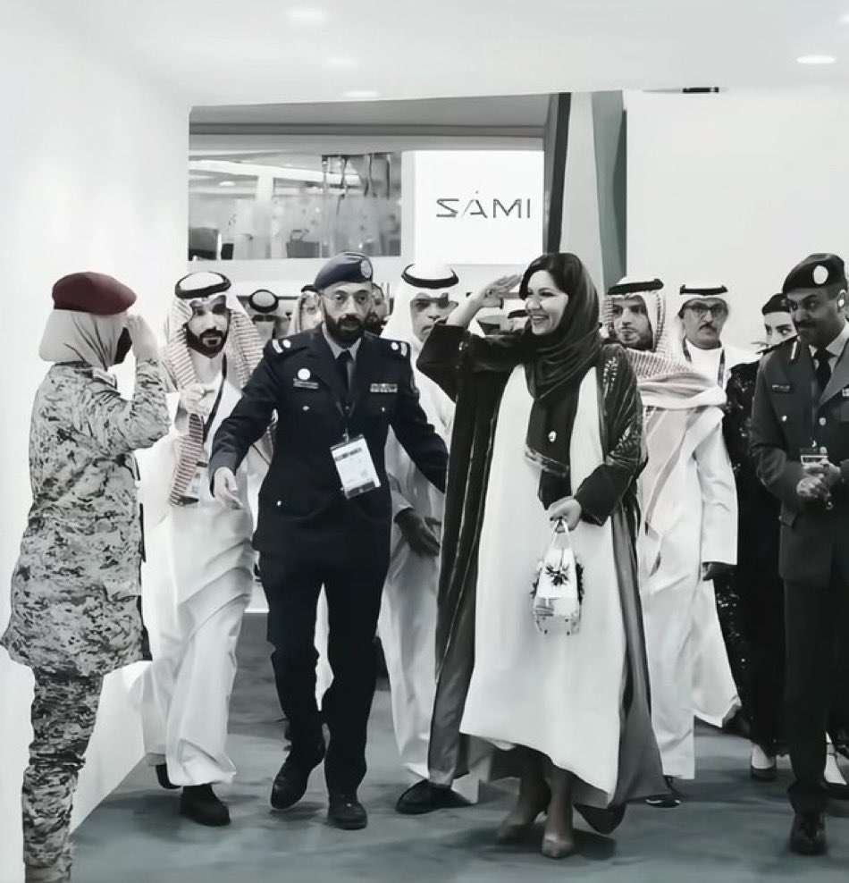 ًًًًًً tweet media