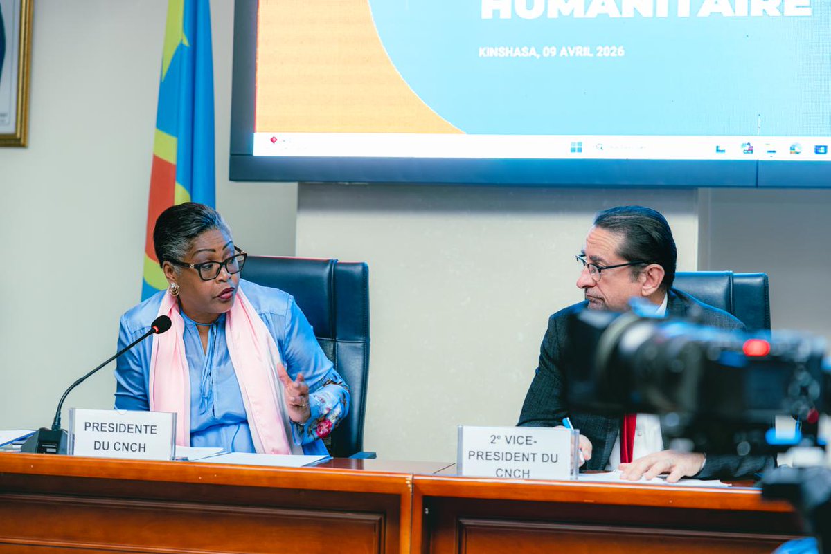 UNOCHA_DRC's tweet photo. Le Cadre National de Concertation Humanitaire s’est réuni aujourd’hui à Kinshasa, sous la présidence de la PM @SuminwaJudith.
Le Gouv 🇨🇩, les acteurs humanitaires et les partenaires techniques&amp;financiers ont examiné les priorités urgentes de la réponse humanitaire en #RDCongo. https://t.co/DiAn1AREbr