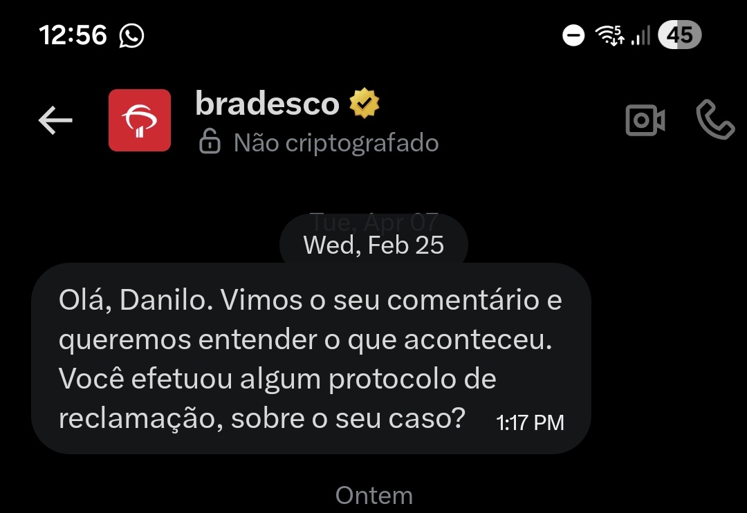 Rapaz, pra ser um.banco ruim, o Bradesco tem de melhorar e muito. 

Ainda chocado como o Golpista identificou quando eu tirei a senha na agência. Era certamente algum funcionário do Banco, mas nem nisso tive suporte. Imagina quando ele roubou minha conta? #BradescoBancoDeLadrao