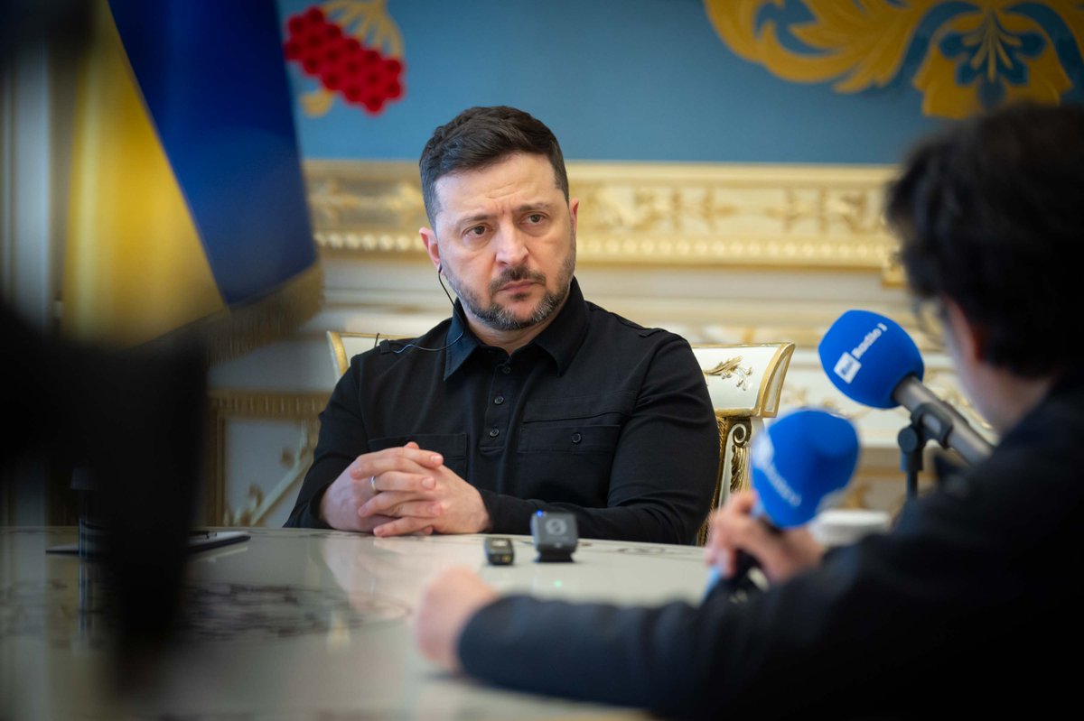Volodymyr Zelenskyy / Володимир Зеленський tweet media