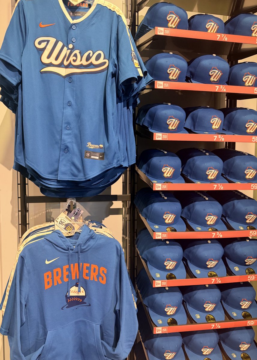 OnAirJosh's tweet image. Seeing the #Brewers new City (State) Connect gear in person it’s not Mets colors. They’re going for that perfect summer sunset vibe.

Still don’t love the jersey. The bobber logo is SICK like the grill from last edition. As always #BuyAllTheGear