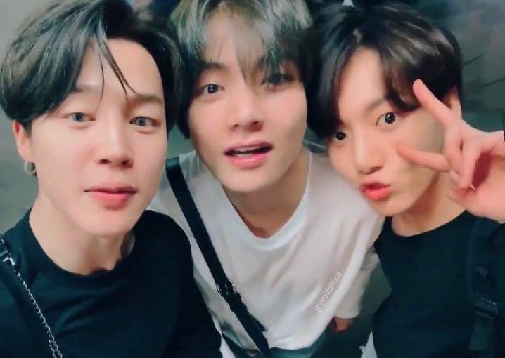 mnijungkook tweet media