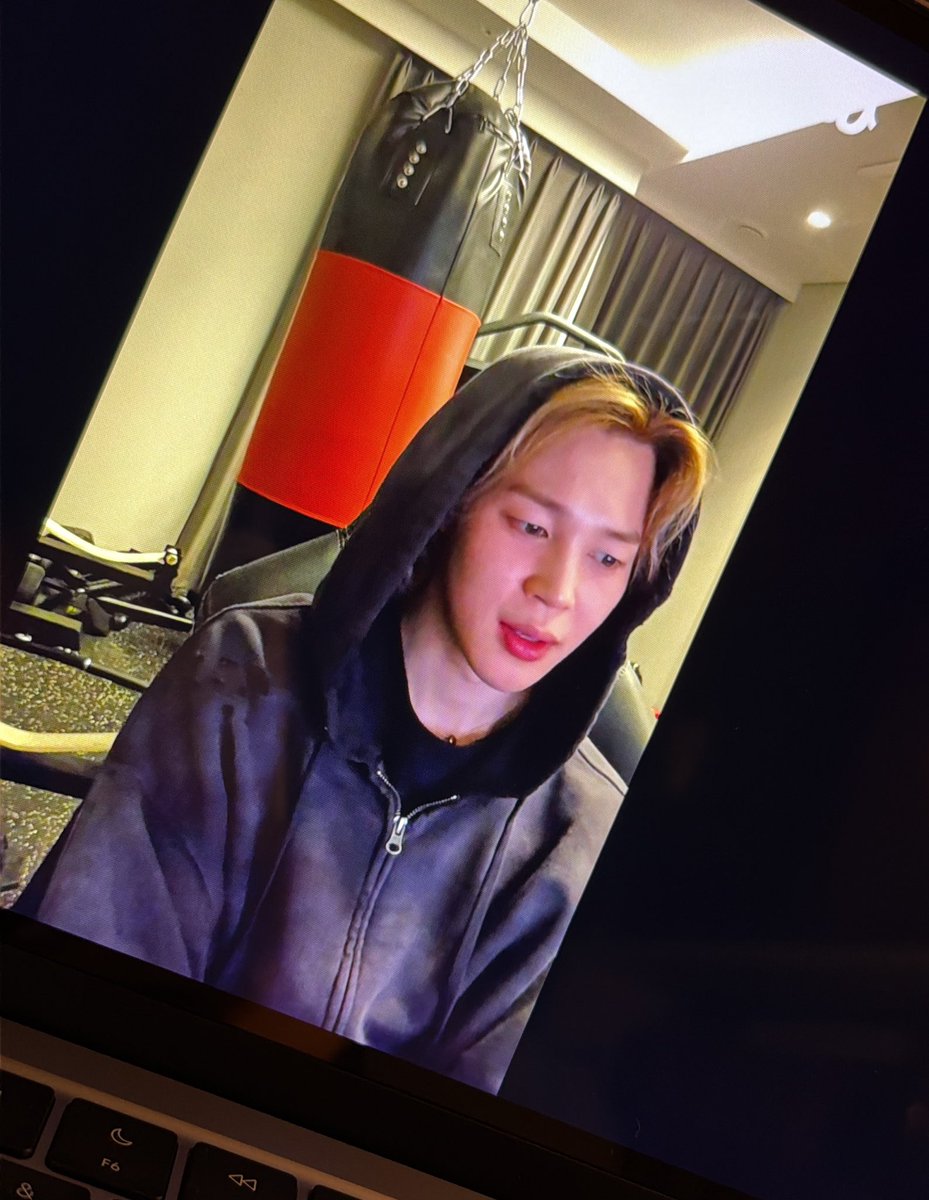 ley⁷ arirang 🪭 tweet media