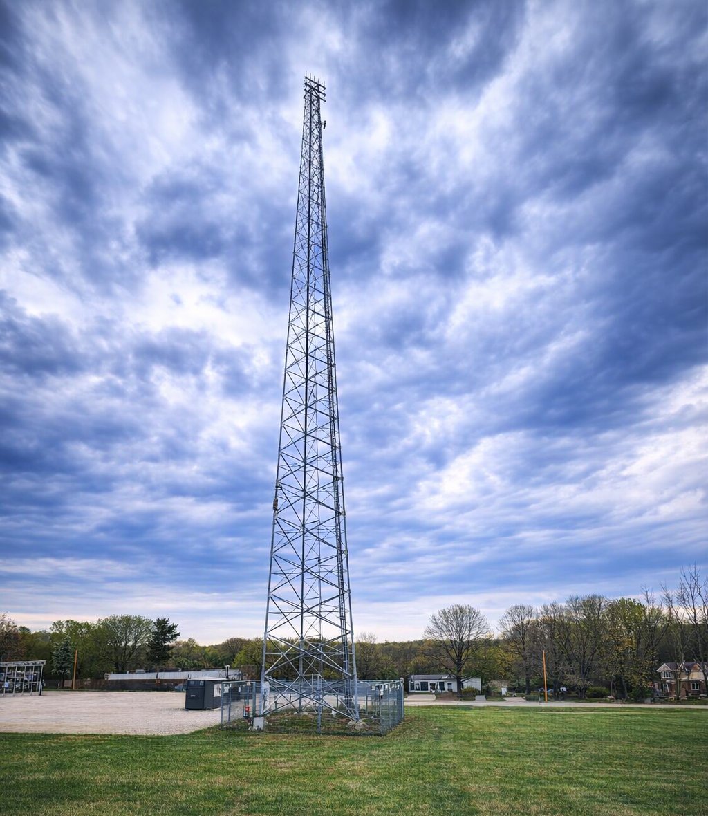 📍 Tower space available in Leavenworth, KS!

Looking to expand coverage? This 180’ self-support tower offers a prime regional location with flexible colocation options for carriers &amp; WISPs.

Contact: dwssites@daywireless.com

#WirelessUSA #Viaero #TMobile #ATT #Verizon