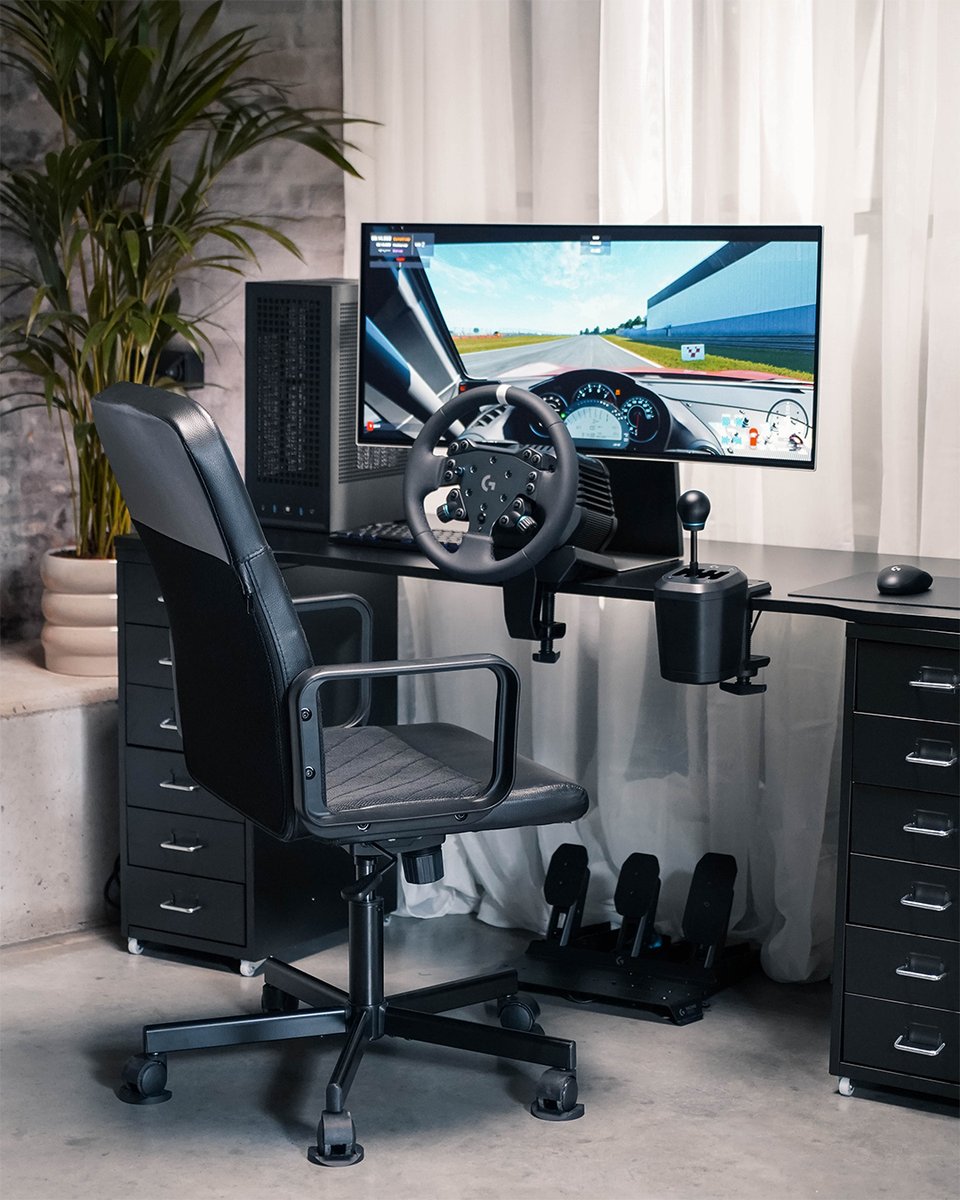 Logitech G tweet media