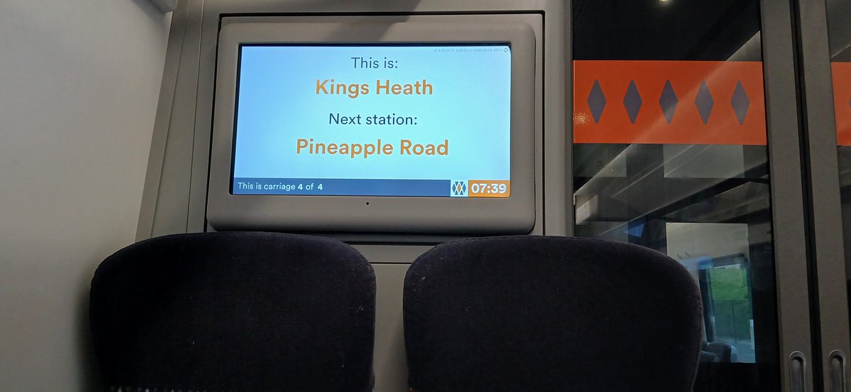 AndrewAndrewA16's tweet photo. Had a wonderful explore of Birmingham suburbia courtesy of the three newly opened stations on the @WestMidRailway network: Moseley Village, King's Heath and 🍍 Road. https://t.co/NCDWF9lLqM