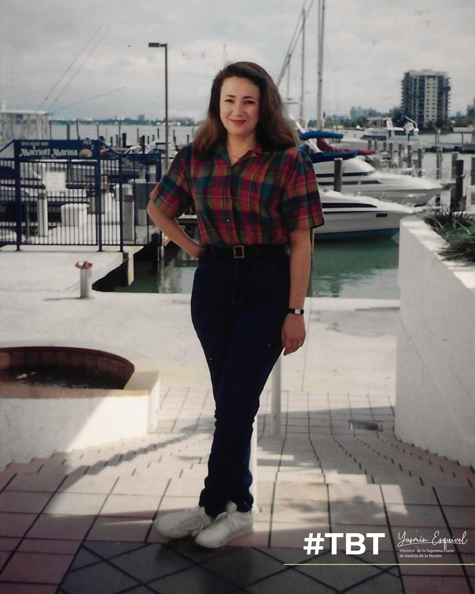 Yasmín Esquivel Mossa tweet media