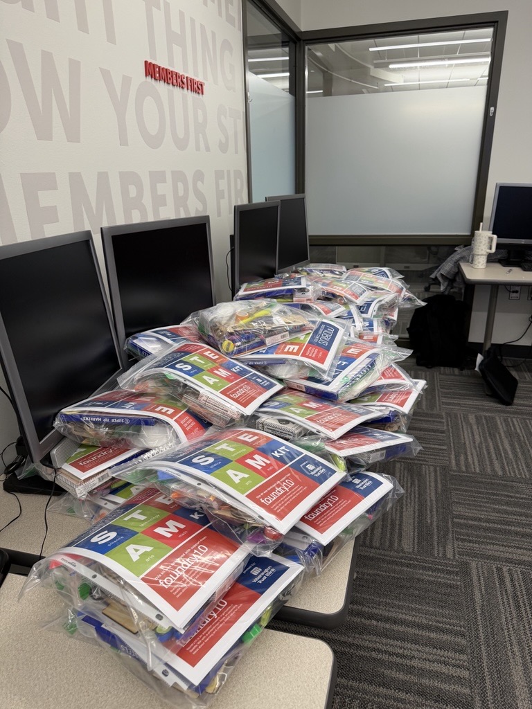 WRSpokane's tweet photo. Yesterday we partnered with BECU to hold a Teen Finance Fair for 50 of our refugee youth!

They played games, ate lunch &amp; snacks, created their own company &amp; product, and did a finance simulation. Thank you BECU for your partnership to make this incredible event happen! https://t.co/zLuy1ckBqi