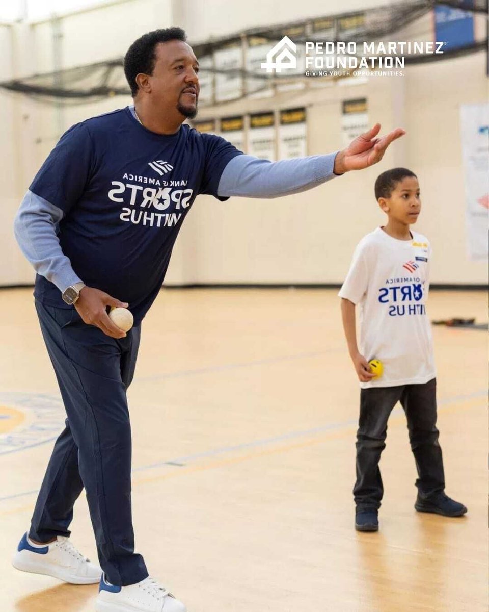 PMFKids's tweet photo. TBT: Inspiring Boston Youth Through Sports

 Throw back to an incredible day in partnership with Fisher College, where Boston youth came together for a special sports and leadership experience. https://t.co/clcip8ayWs