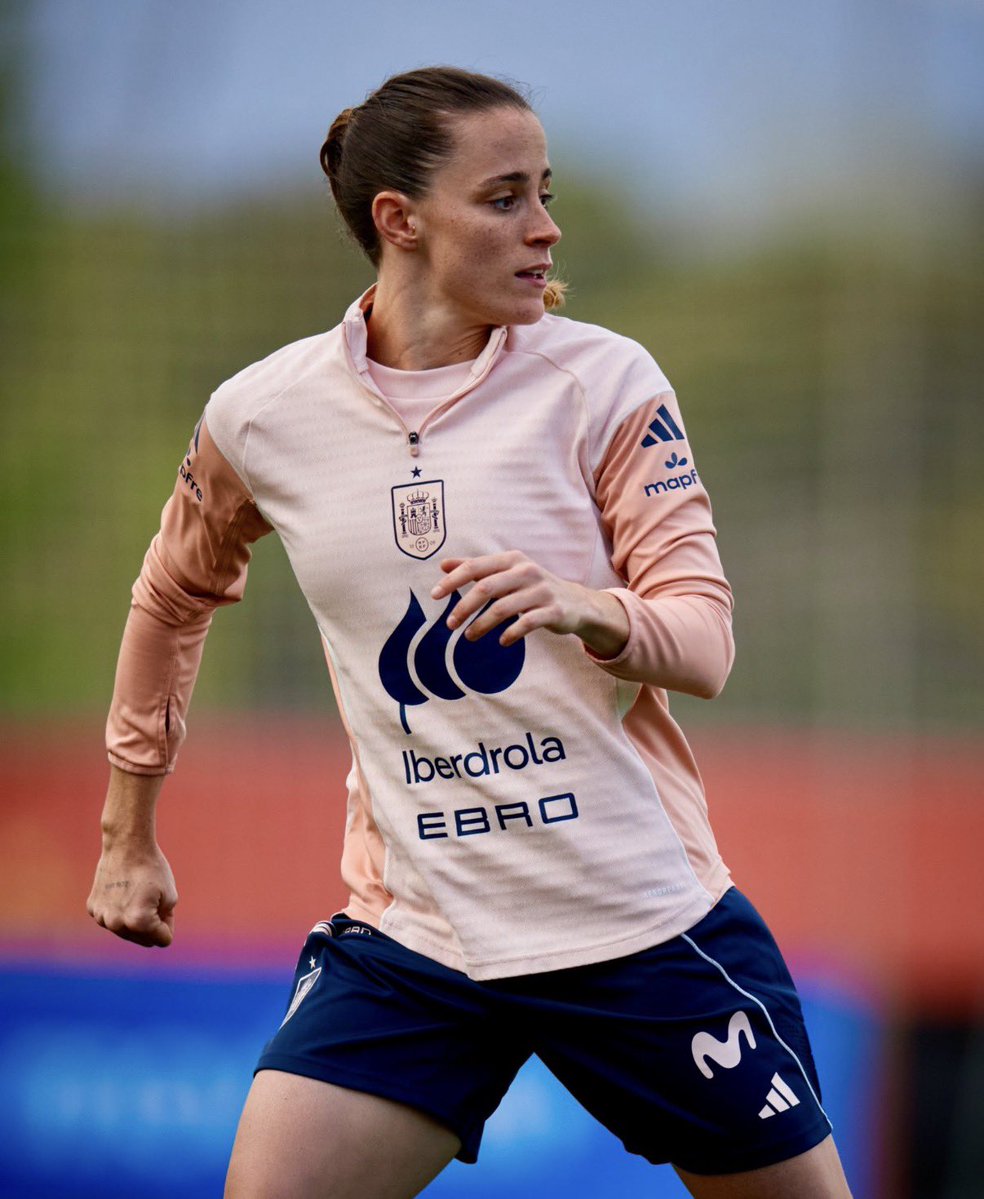 ona batlle source tweet media