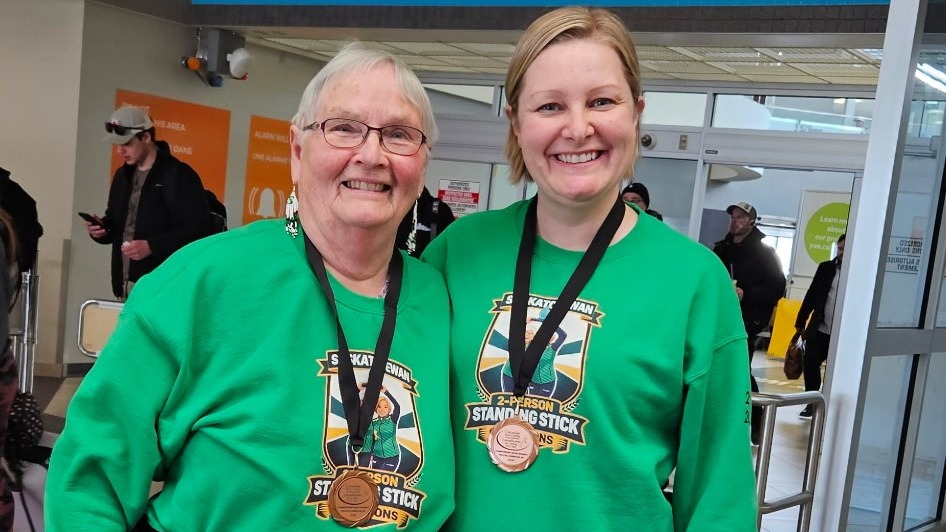 CURLSASK tweet media