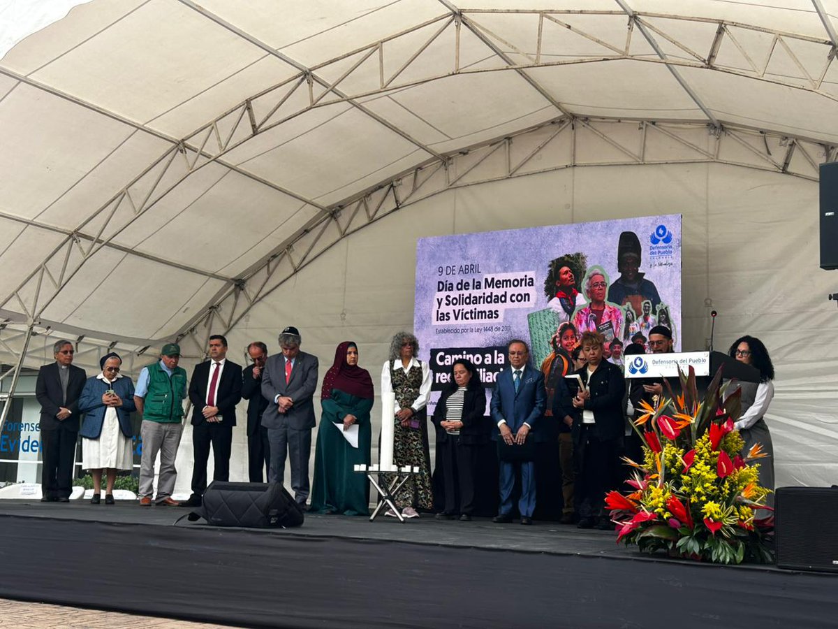 uncafeconfe's tweet photo. Hoy en el Día Nacional de las Víctimas, Un Café con Fe acompaña la conmemoración desde la Defensoría del Pueblo. 🕊️ https://t.co/i82ArQp0FC