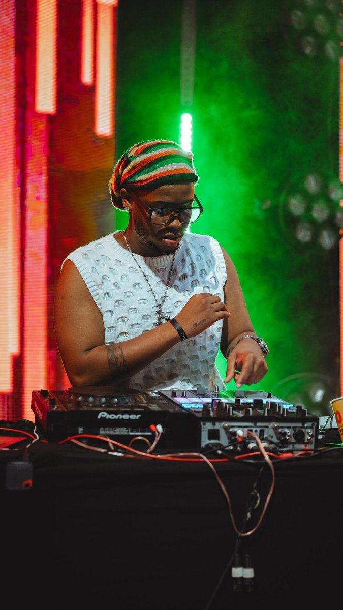 DJ TRIZZY VYBZ 🥷 tweet media