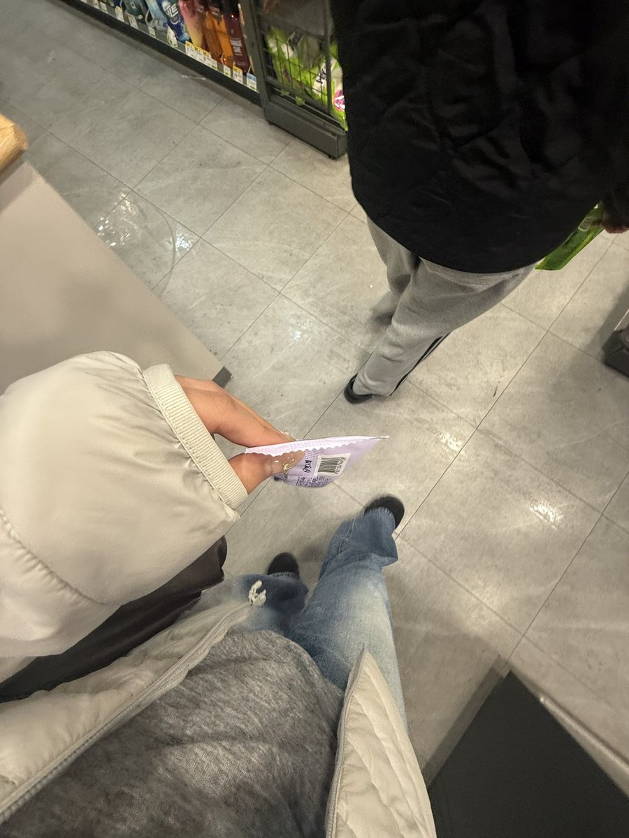 🥒 tweet media