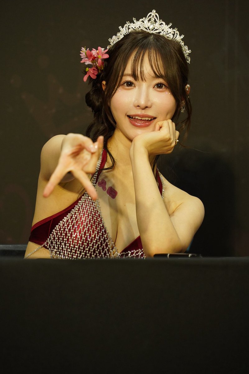 แองเจิ้ล โม