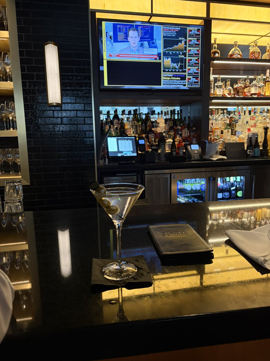 Esmée 🕊 tweet media