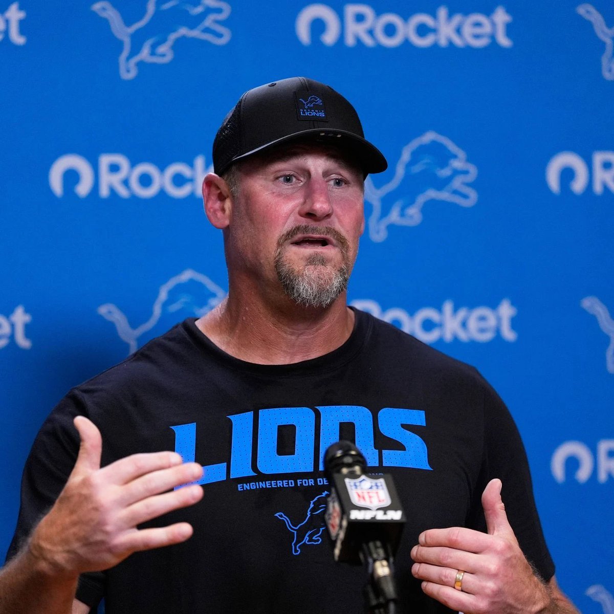 the_det_times's tweet image. Dan Campbell reportedly told Alex Anzalone he wanted him to return, but the front office made a “purely financial decision.”

(via @Schultz_Report, h/t @DetroitPodcast)