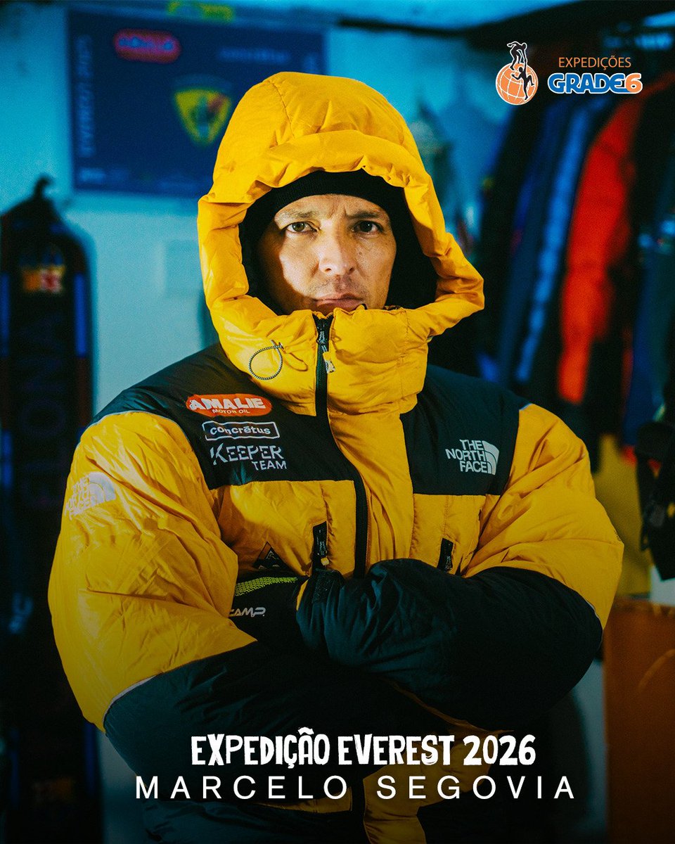 CarlosGarranzo's tweet image. El 🇪🇨 Marcelo Segovia, policía, guía 🏔  y rescatista, intentará por 2ª vez alcanzar la cumbre de #Everest sin O2 suplementario. 
Una noche extra en C4 (no O2) por mal tiempo en su 1er intento frustró sus planes.

Ha hecho un entrenamiento en los 🌋 de su tierra extraordinario