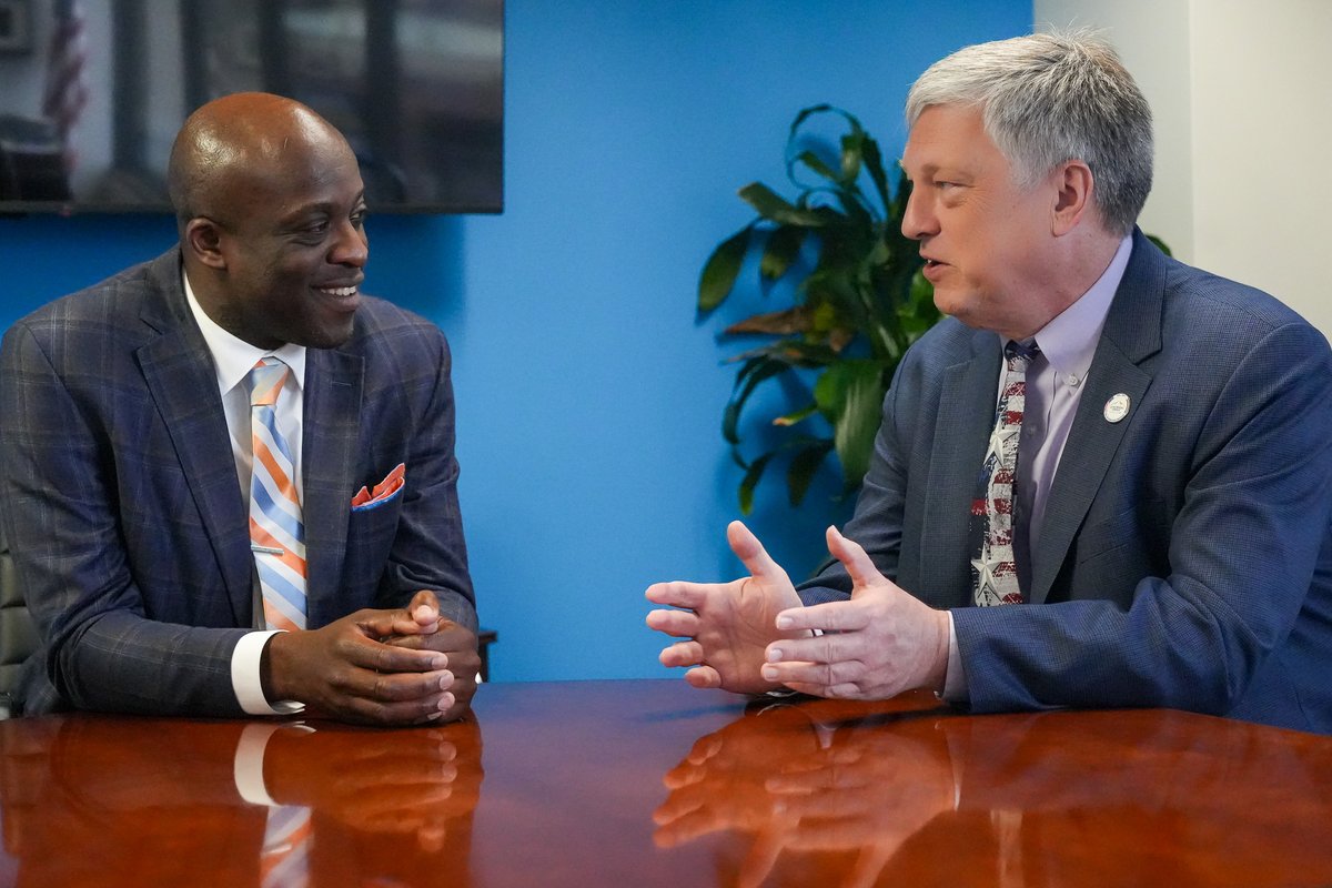 Mayor Yemi tweet media