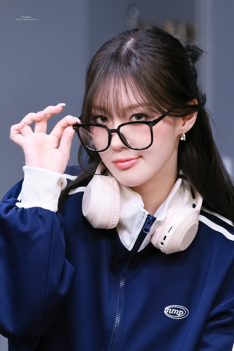 𝐂𝐚𝐫𝐚𝐦𝐞𝐥🍮 tweet media