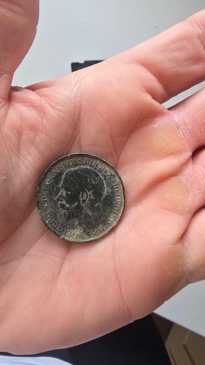 DetectorsDiary's tweet photo. 1912 penny found metal detecting #xpdeus2 #coins #metaldetecting https://t.co/YCPDe7w4kq