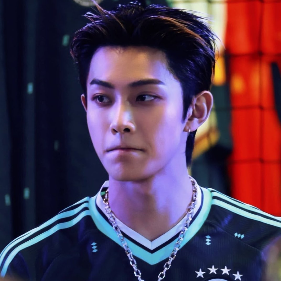 ★ 𝓡 ྀིྀིyuls tweet media