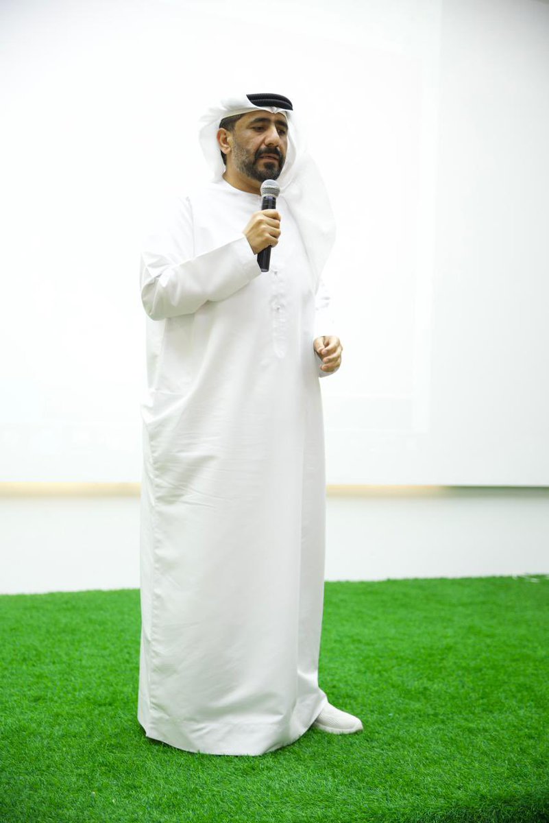 AlBataehFC's tweet photo. نظم نادي البطائح لكرة القدم ورشة التدريب الإعلامي لفرق المراحل السنية 17 و 15 سنة قدمها عبدالله خلف مدير المركز الإعلامي وتناولت الورشة شرح المهارات اللازمة في التعامل مع وسائل الإعلام ومنصات التواصل الإجتماعي

#نادي_البطائح https://t.co/pS7tqJaJAX