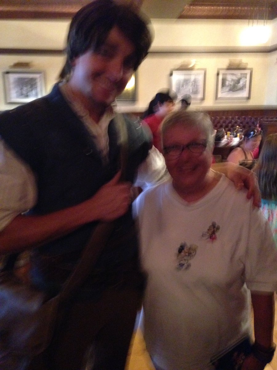 Denise T tweet media