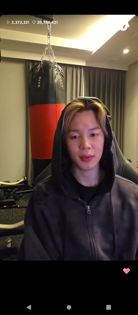 belu mirara a bts ⦿⊝⊜ tweet media