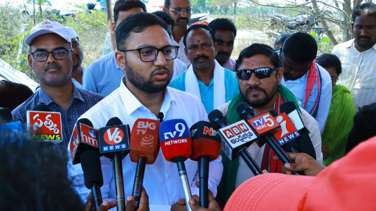 Collector Suryapet District tweet media