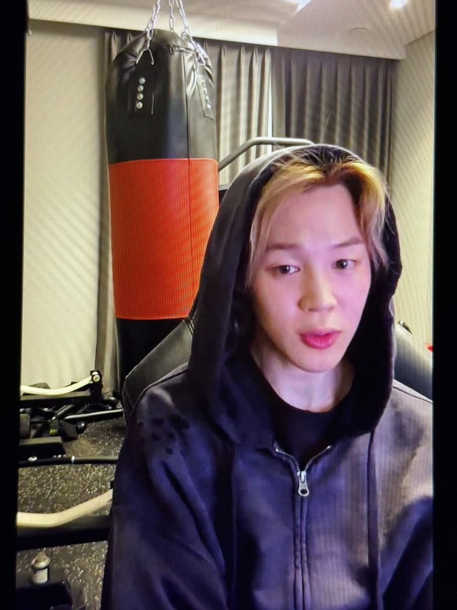 ley⁷ arirang 🪭 tweet media