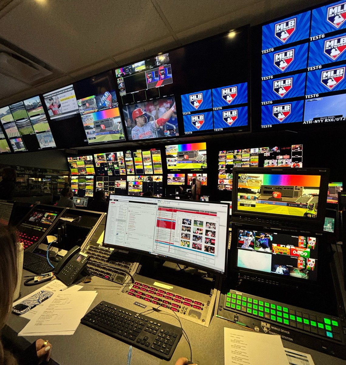 UCLA Baseball tweet media