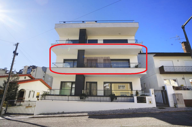 FMenezesRemax's tweet photo. 🏡 Apartamento T4 Exclusivo – 240 m² | Conforto, Espaço e Qualidade Premium ✨
Se procura um imóvel verdadeiramente diferenciado, este Apartamento T4 num piso único com 240 m² é a escolha ideal para quem valoriza espaço, privacidade e conforto de excelência. https://t.co/0vi1TWwrCc