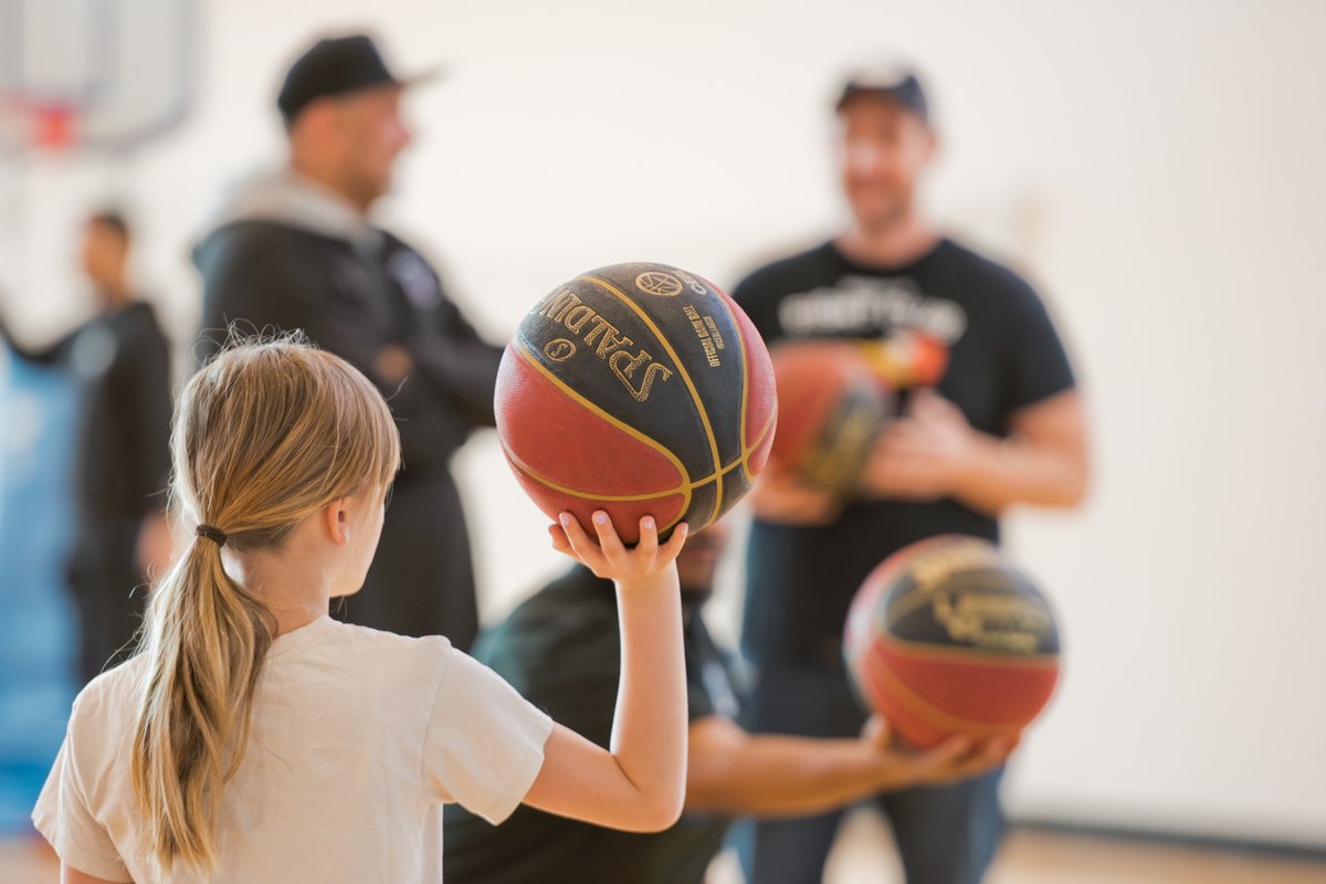 CityBrampton's tweet photo. Youth basketball stars, this one’s for you! 🏀 

Whether you’re looking to sharpen your skills or try the sport for the first time, join the game through our FREE Drop-in Basketball Program from April to June. 

🏃 Youth ages 6 to 13 can play 3-on-3 and 5-on-5 in a non-competitive and fun environment. 
 👟 Equipment is provided (just bring clean indoor shoes and positive energy). 
📍 Free drop-ins are available at select recreation centres. 
💻 View the schedule under “Free Drop-in Programs and Special Events” on our website. 

Thanks to our sponsor Alliance Solution Group.  

See the schedule and locations 🔗: https://t.co/7n624nXMmK