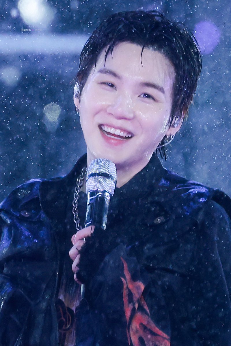 Update SUGA tweet media