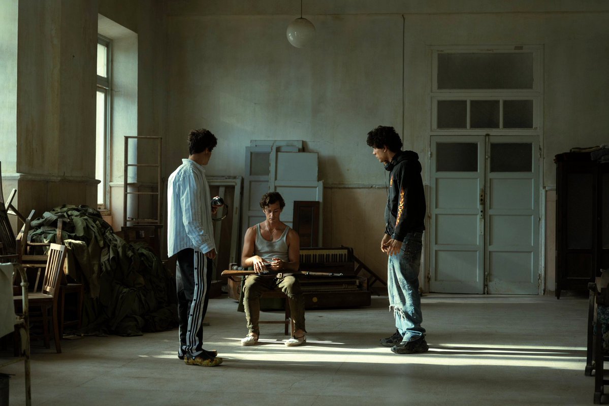 l̶i̶m̶a̶ ̶☆ harris dickinson's pr manager tweet media