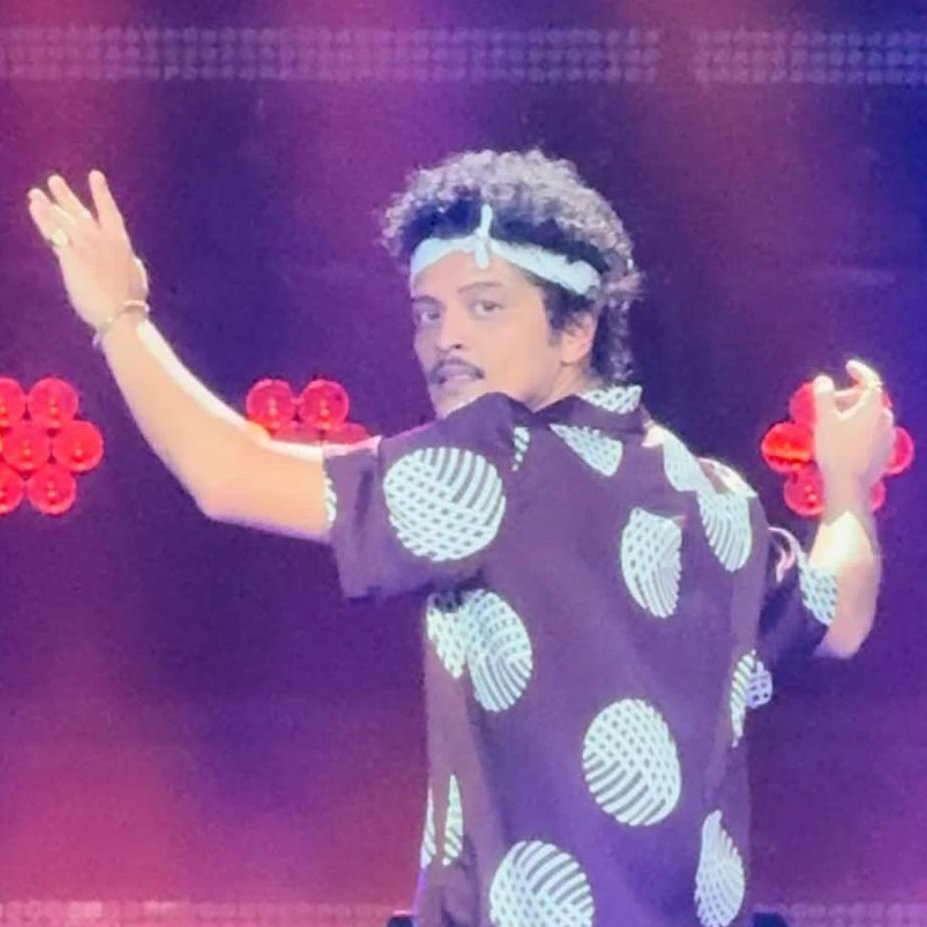 MARSCHIVES tweet media