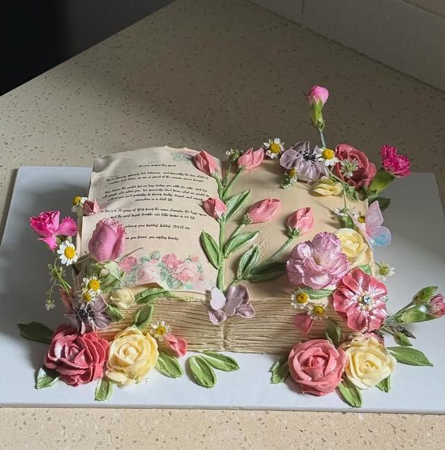 𝑺𝒆𝒓𝒆𝒏𝒍𝒚 tweet media