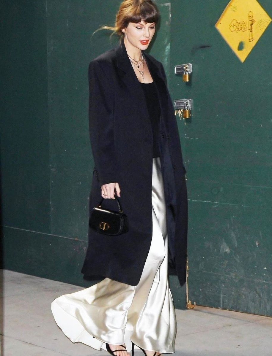 The Swift Society tweet media