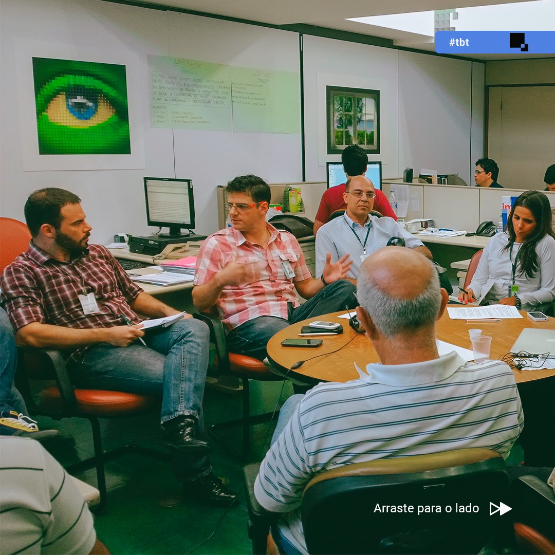 LabHackerCD's tweet photo. #tbt de quando tudo começou 💡

Ideias, reuniões e os primeiros desafios com hackers cívicos 🚀

Reconheceu alguém? 👀

#LABHacker #TBT https://t.co/EaDaWRrM38