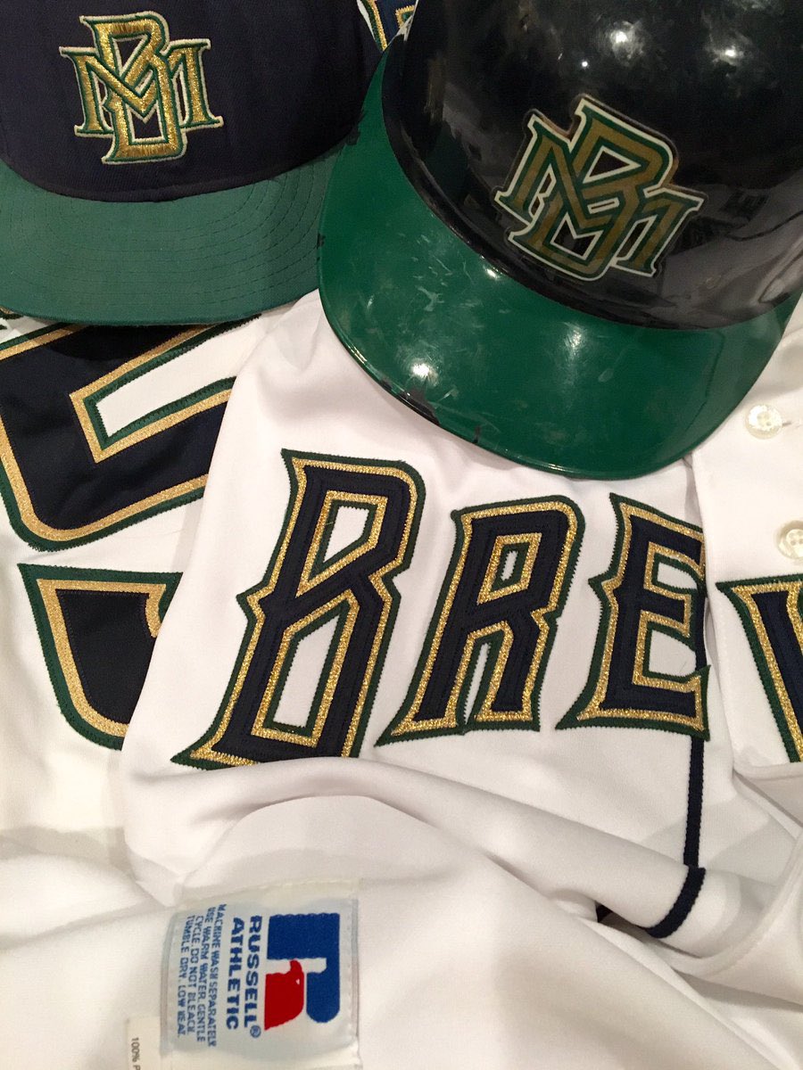 obvious_shirts's tweet image. You guys had some of the cleanest unis in the 90s and went with Wisco? The green bill is a top 10 hat in baseball