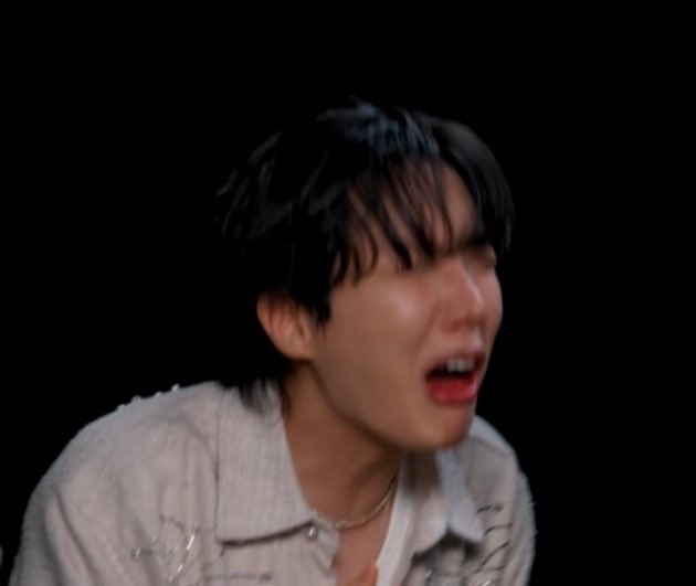 lauren⁷ tweet media