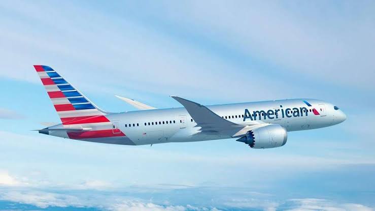 Andresevd's tweet photo. 🇺🇸🇻🇪 American Airlines will start flights between Miami and Caracas as soon as April 30th https://t.co/T8HQ2T59LS