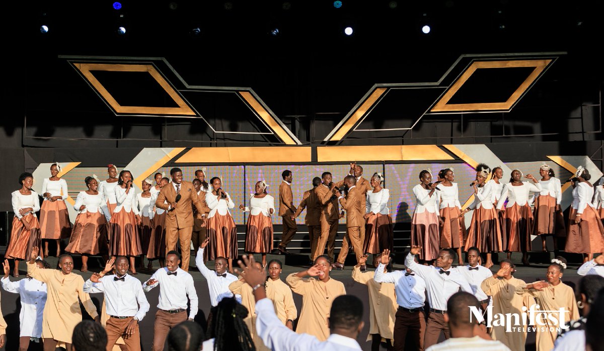 manifest_tvug's tweet image. Hallelujah eh; Hallelujah oh! It's the sound of victory. Let the sound of rejoicing fill this house.

#Praise
#Phaneroo | #LiveOnManifestTV