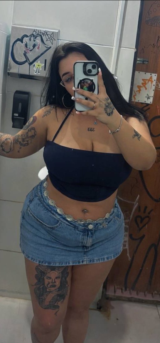 Todo dia uma gordinha tweet media