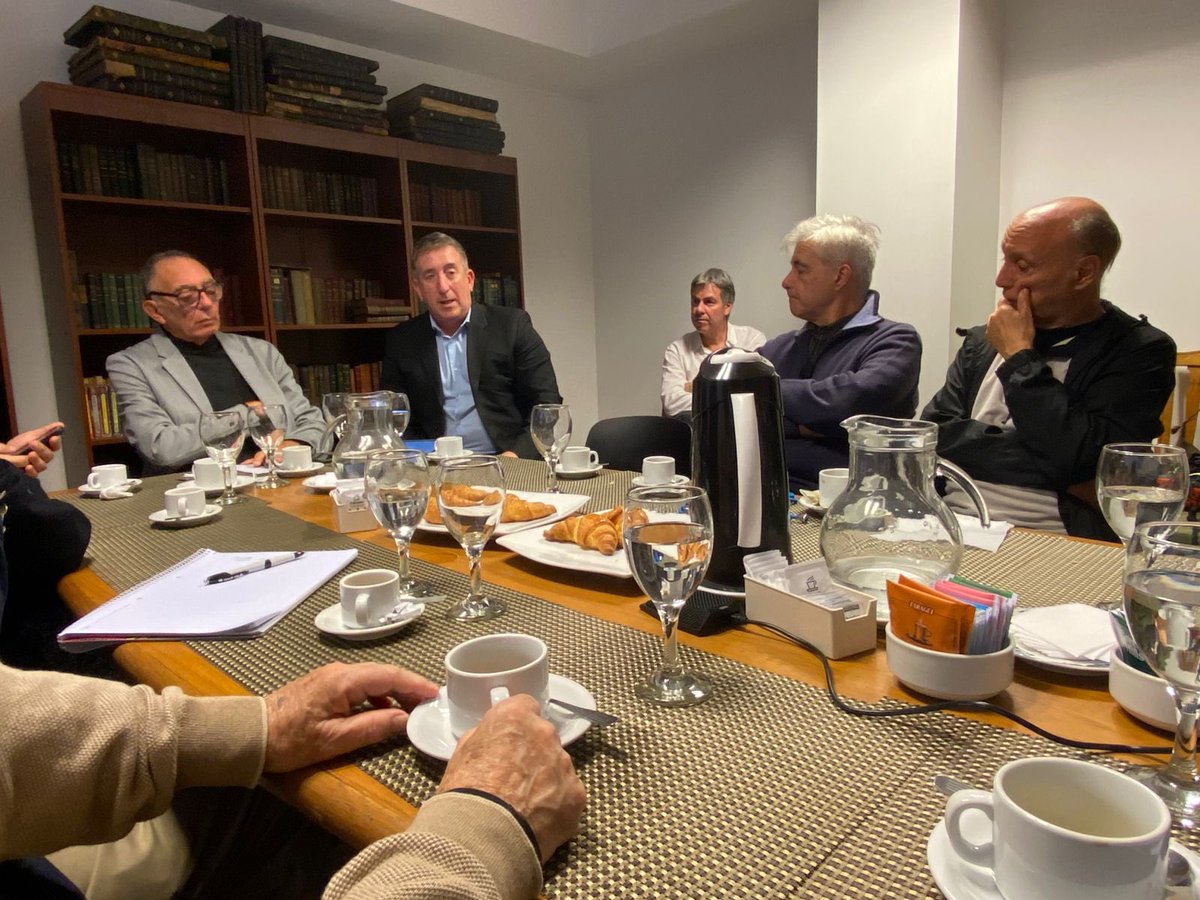 Sebastian Dumont tweet media