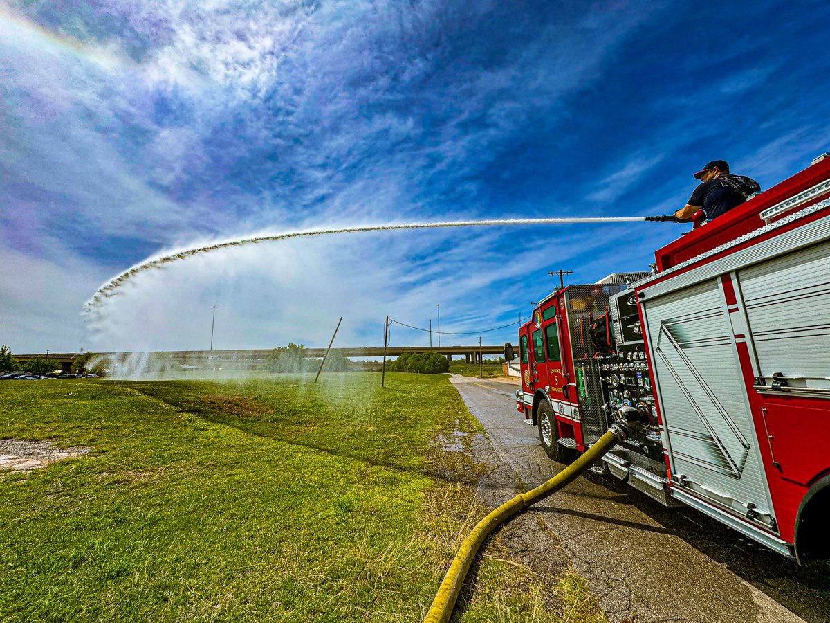 OKCFD's tweet photo. Station 5 recently placed their brand new Engine into service and crews wasted no time putting it to work.

Taking it through its paces and fine tuning every detail to ensure it is ready when it matters most.

#OKCFD #HereIfYouNeedUs #AlwaysReady https://t.co/jtCxe8EgcG